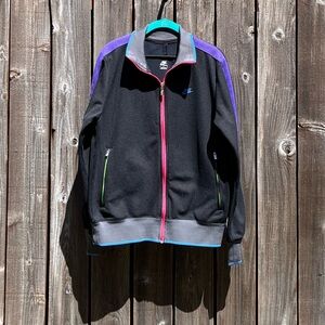 Nike vintage track jacket size medium